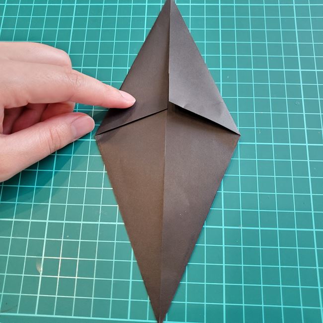 ヘラクレスカブトムシの折り紙 簡単な作り方折り方①頭(5)