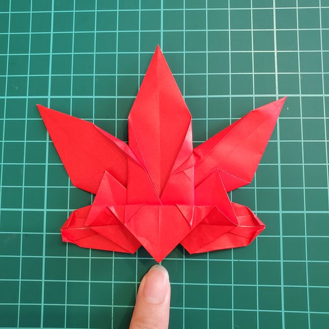 紅葉もみじの折り紙 難しい作り方折り方②葉っぱ(30)