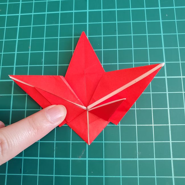 折り紙 ひし形のもみじ(平面)の簡単な折り方作り方②葉っぱ(19)