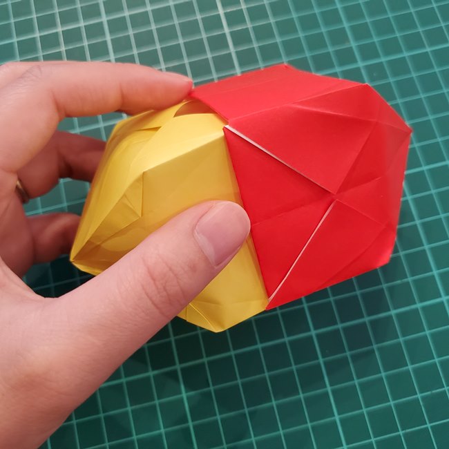 マンゴーの折り紙 折り方作り方(28)
