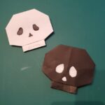 ハロウィンの折り紙 ドクロガイコツの簡単な折り方作り方★スカルを手作り！