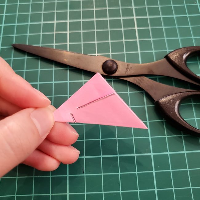 なでしこの折り紙の立体的な花の折り方作り方(10)