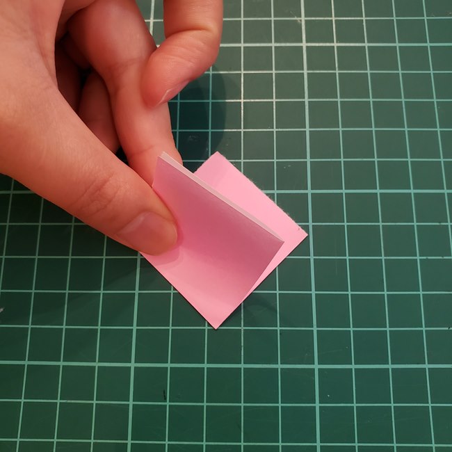なでしこの折り紙の立体的な花の折り方作り方(4)
