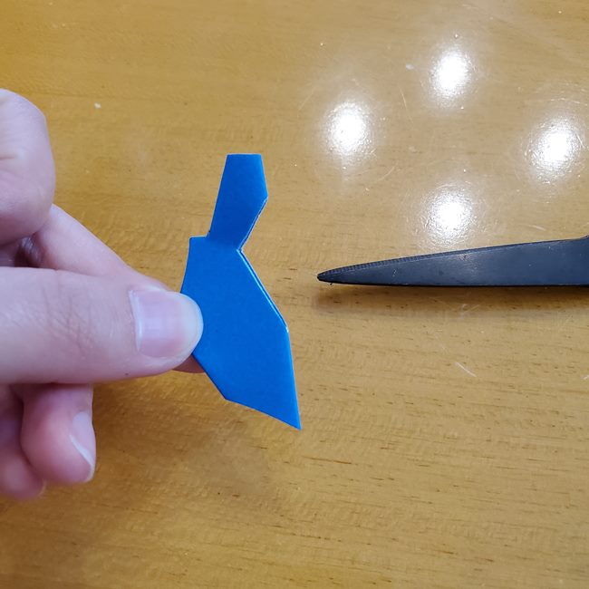 雪の結晶の折り紙は簡単 四つ折りして作ってみよう♪作り方切り方(8)