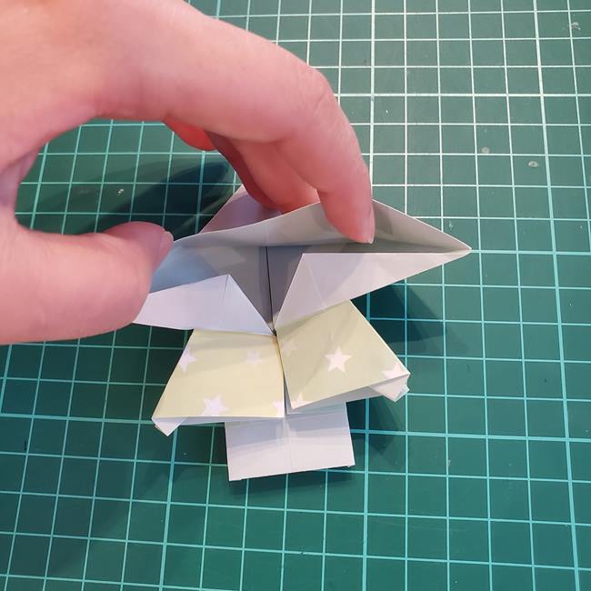 クリスマスツリーの折り紙 おしゃれな平面飾りの折り方作り方②ツリー(7)