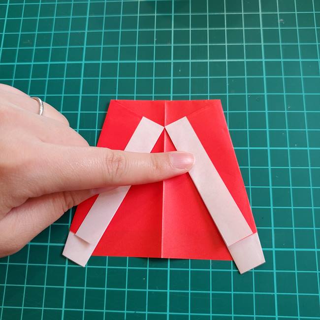 サンタクロースの服の折り紙 折り方作り方(8)
