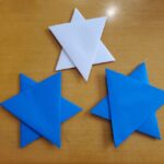 雪の結晶の折り紙 3歳でも簡単！保育園の子どもと製作できる折り方作り方