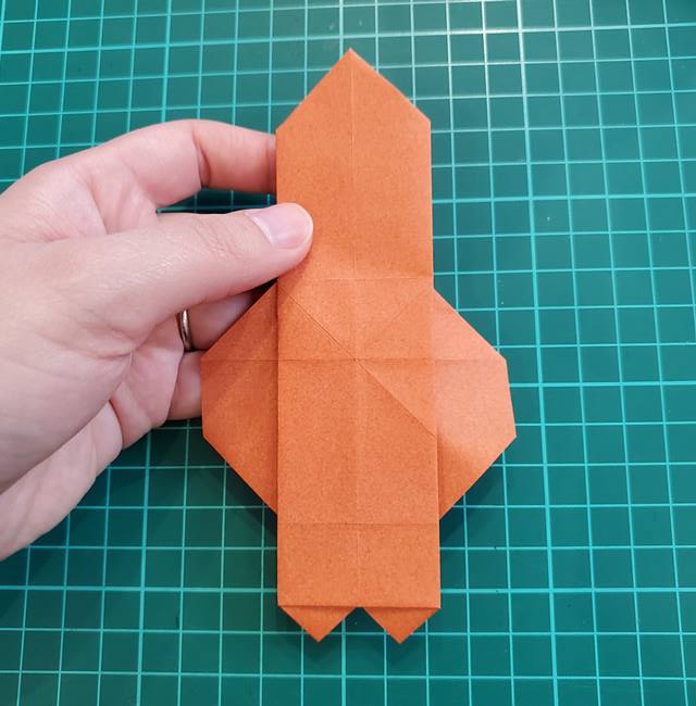 ジンジャーマンクッキーの折り紙 簡単な折り方作り方②顔(1)