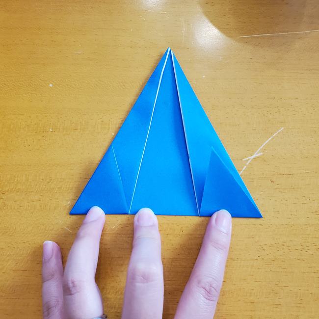雪の結晶の折り紙 3歳児でも簡単な折り方作り方(4)