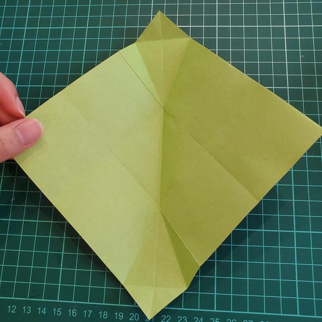 折り紙のクリスマスツリーの植木鉢 立体的な折り方作り方(14)