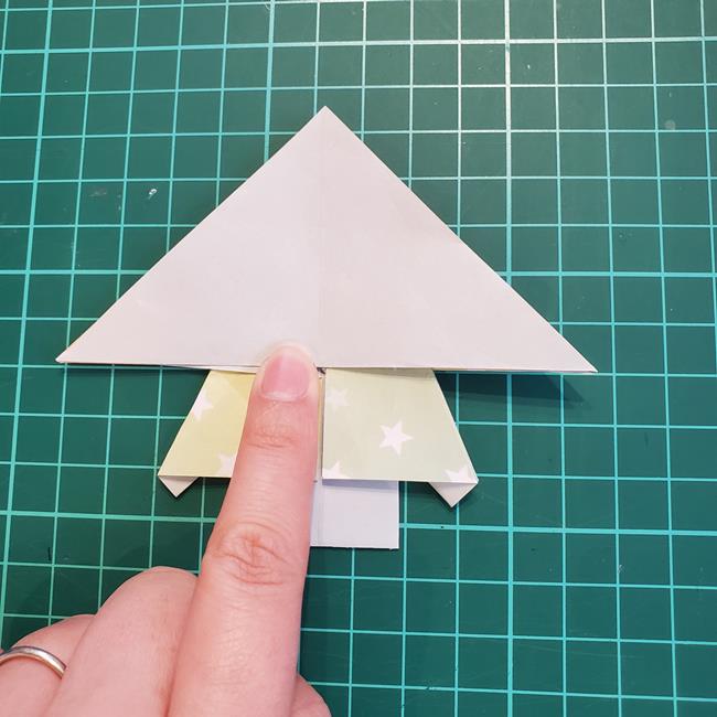 クリスマスツリーの折り紙 おしゃれな平面飾りの折り方作り方②ツリー(8)