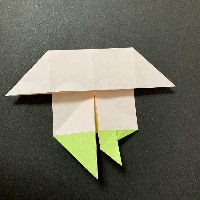アリエルの折り紙 簡単に全身を折る折り方作り方④体(17)