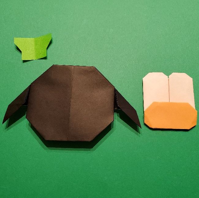 グーフィーの折り紙 簡単な折り方作り方③貼り合わせ(1)