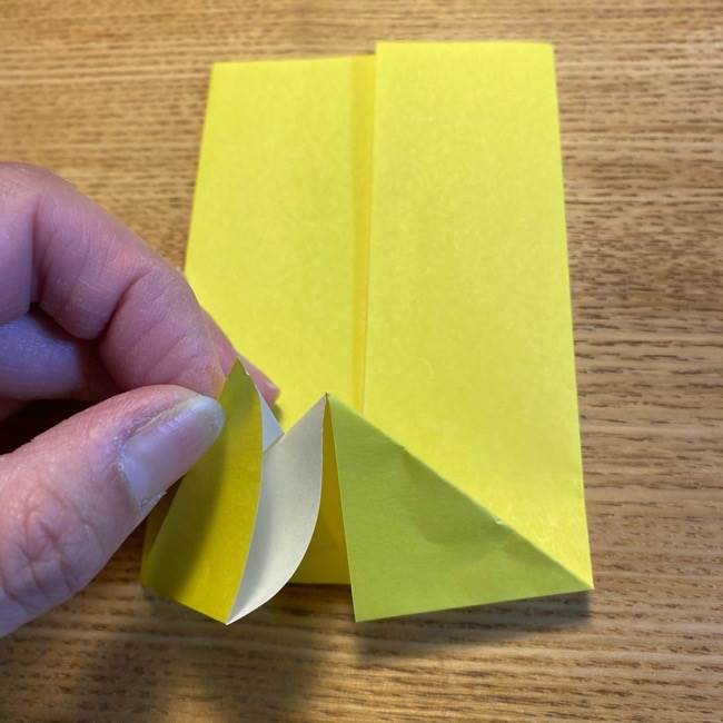 ポケモン折り紙 ピカチュウの全身を一枚で簡単に作る折り方作り方(9)