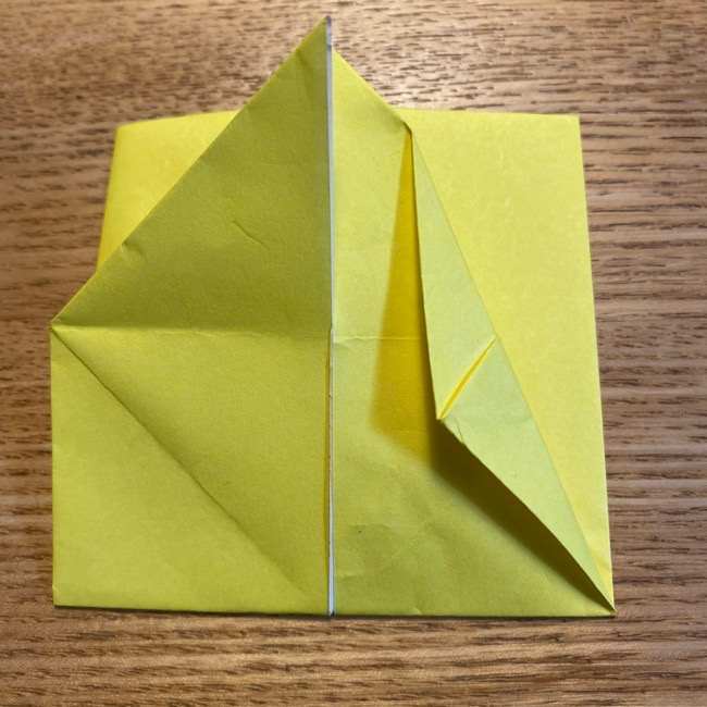 ポケモン折り紙 ピカチュウの全身を一枚で簡単に作る折り方作り方(16)