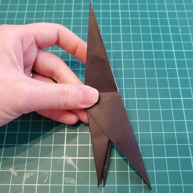 折り紙のカラス 立体的な作り方折り方(22)