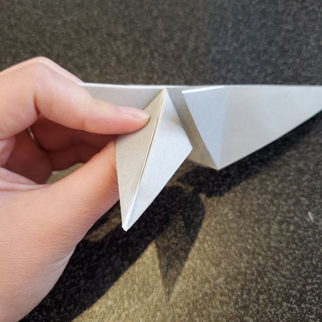 折り紙で作るカラス 難しいけどリアルな折り方作り方③足(4)