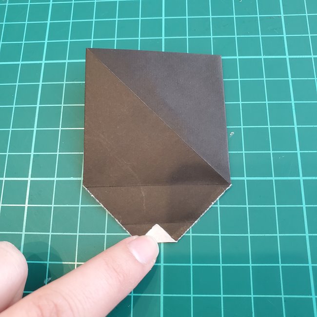 カラスを折り紙で可愛いく平面に作る作り方折り方①顔(10)