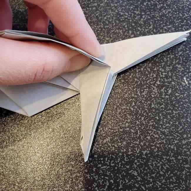 折り紙で作るカラス 難しいけどリアルな折り方作り方③足(9)