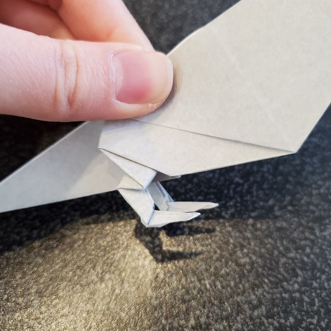 折り紙で作るカラス 難しいけどリアルな折り方作り方③足(23)
