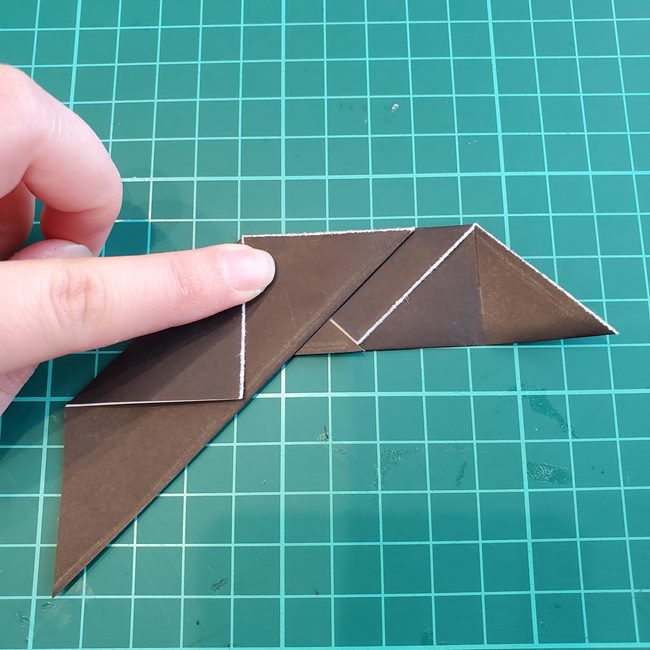 カラスを折り紙で可愛いく平面に作る作り方折り方③羽(7)