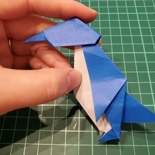 折り紙のペンギン 立体的な作り方折り方③完成(17)