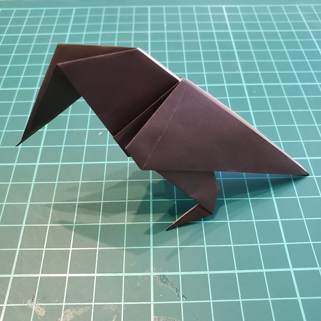折り紙のカラス 立体的な作り方折り方(26)