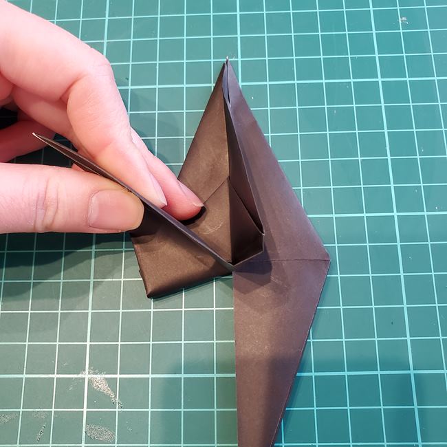 折り紙のカラス 立体的な作り方折り方(17)