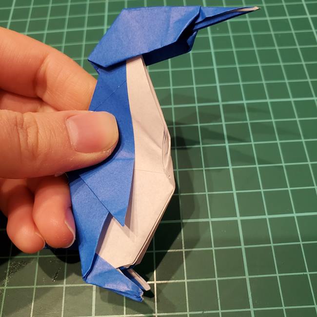 折り紙のペンギン 立体的な作り方折り方③完成(18)
