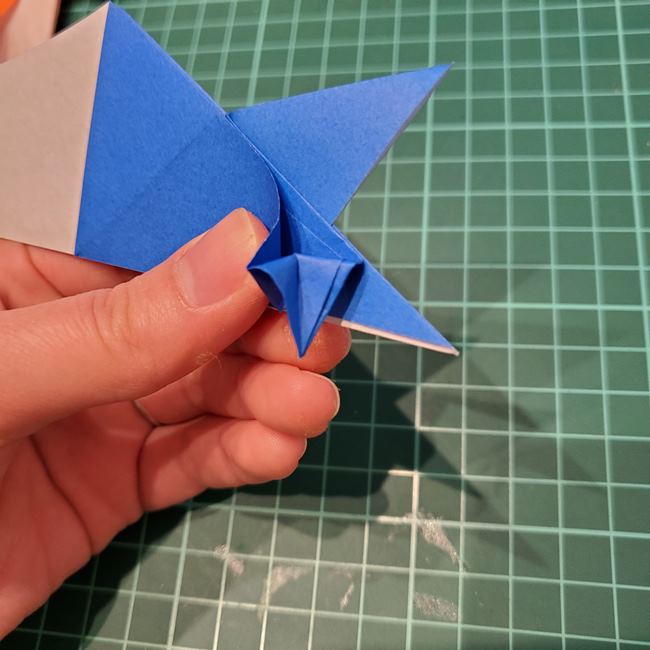 折り紙のペンギン 立体的な作り方折り方②足と羽(5)