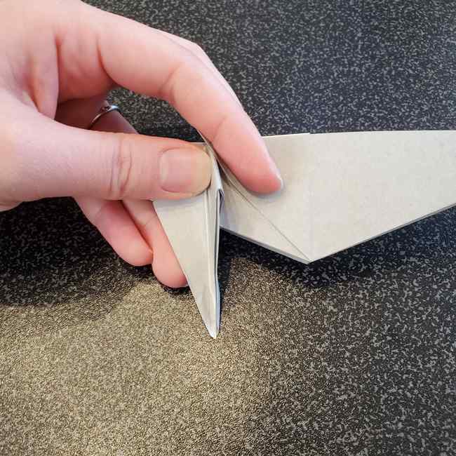 折り紙で作るカラス 難しいけどリアルな折り方作り方③足(5)