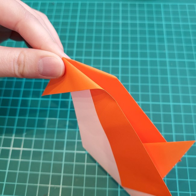 折り紙でペンギンが立つ折り方作り方(13)