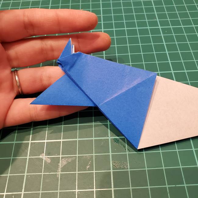 折り紙のペンギン 立体的な作り方折り方②足と羽(8)