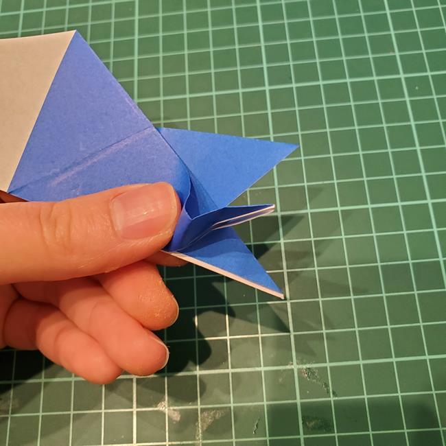 折り紙のペンギン 立体的な作り方折り方②足と羽(2)