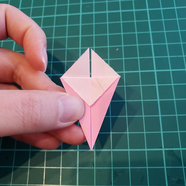 折り紙 バラのつぼみの折り方作り方①基本(21)