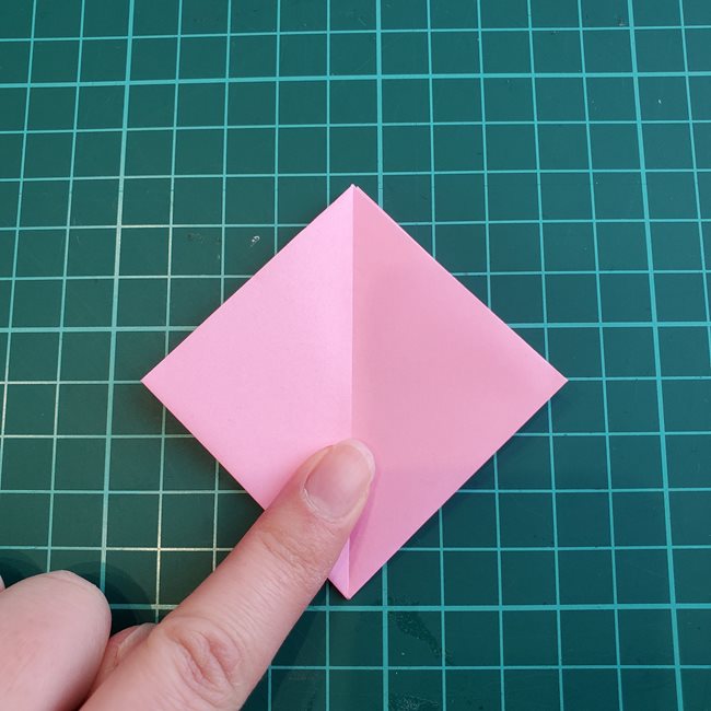 バラを折り紙3枚で立体的に作る折り方作り方①花びら1(11)