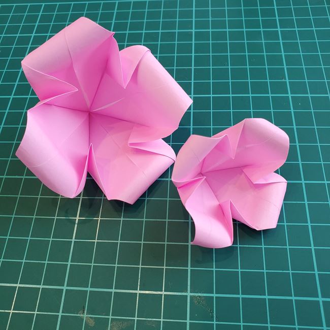 バラを折り紙3枚で立体的に作る折り方作り方②花びら2(13)