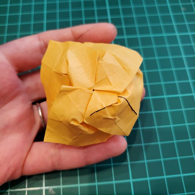 薔薇の折り紙 立体で難しい折り方作り方④調整(18)