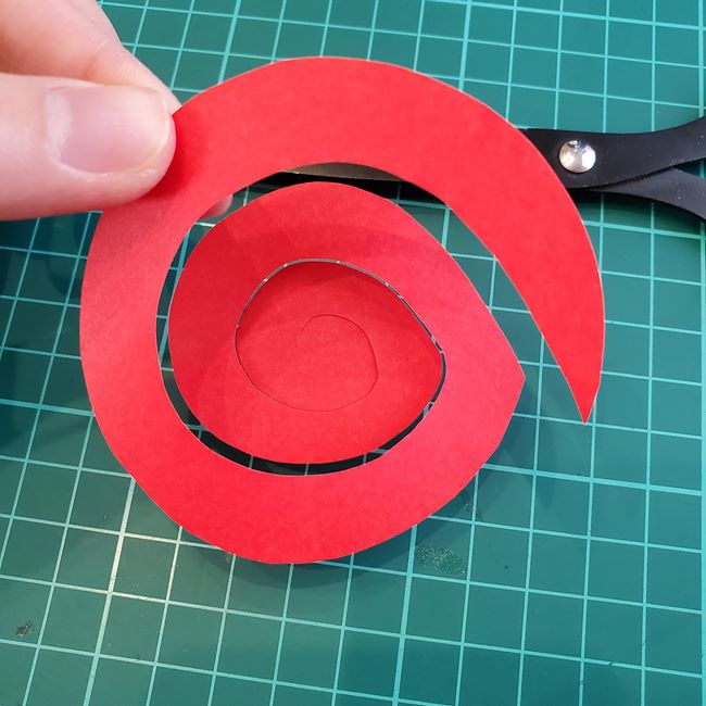 バラの折り紙 巻くすごい簡単に一枚で作る方法(4)