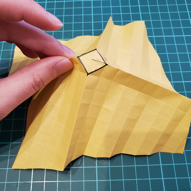 薔薇の折り紙 立体で難しい折り方作り方②基本の形(4)