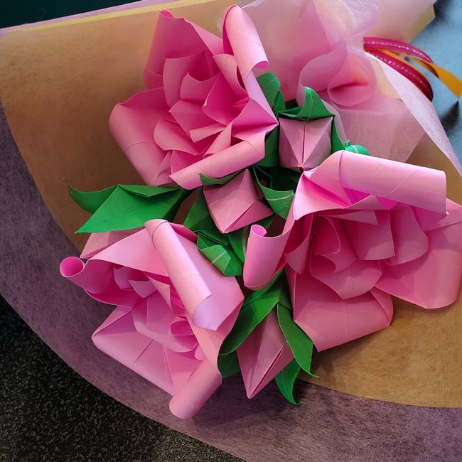 折り紙でバラの花束の作り方 簡単に立体的につくれる方法をご紹介！