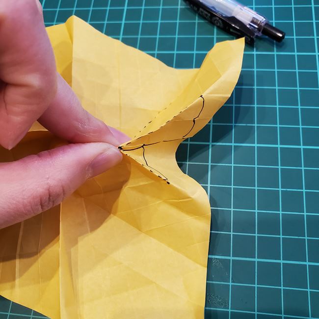 薔薇の折り紙 立体で難しい折り方作り方③巻き方(13)