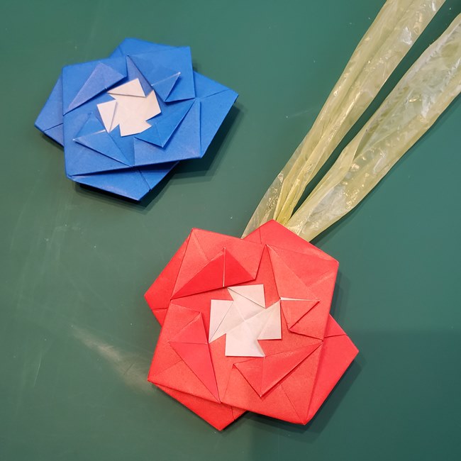 折り紙メダル バラ（薔薇）の折り方作り方｜母の日のプレゼントにも♪