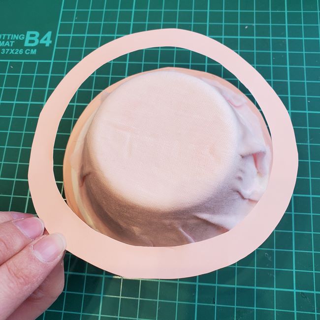 紙皿で帽子の作り方(11)