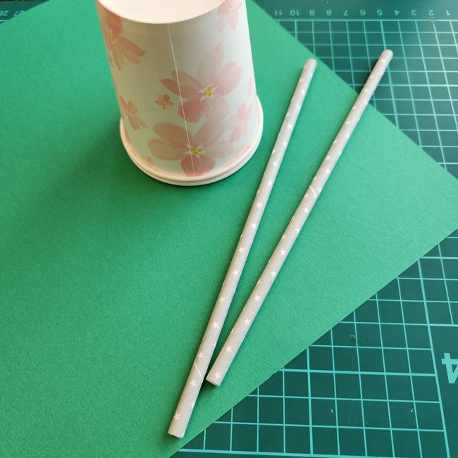 紙コップ工作 花の作り方｜用意するもの1