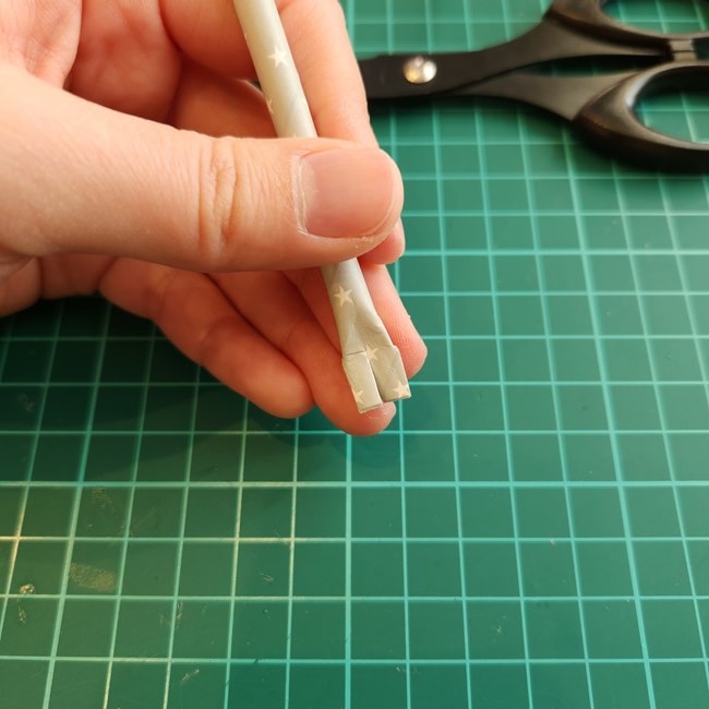 紙コップでチューリップの工作する作り方(11)