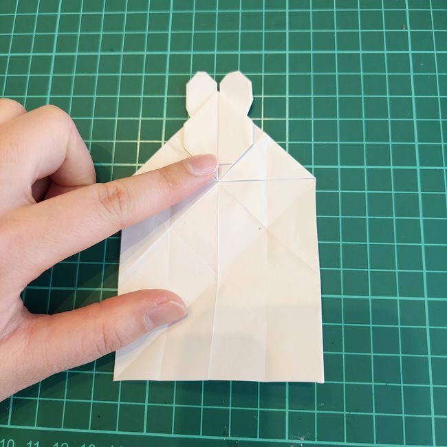 ミッフィーの折り紙 ぴょんぴょん飛ぶ折り方作り方②体(8)