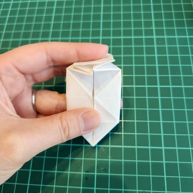 ミッフィーの折り紙 ぴょんぴょん飛ぶ折り方作り方②体(16)