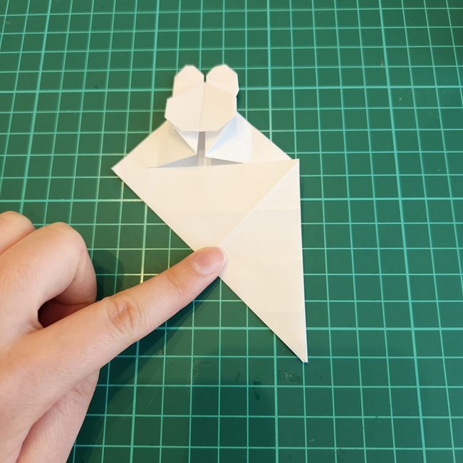 ミッフィーの折り紙 ぴょんぴょん飛ぶ折り方作り方②体(4)