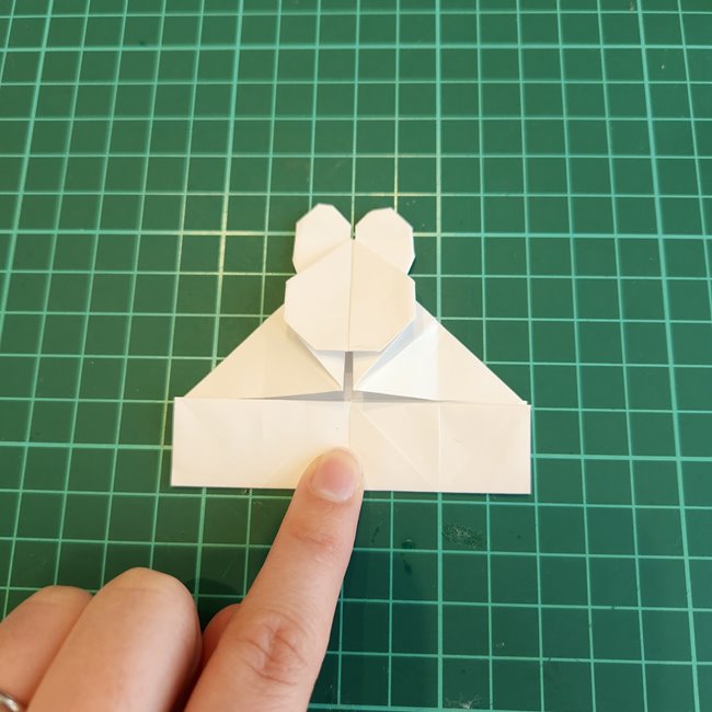 ミッフィーの折り紙 ぴょんぴょん飛ぶ折り方作り方②体(10)